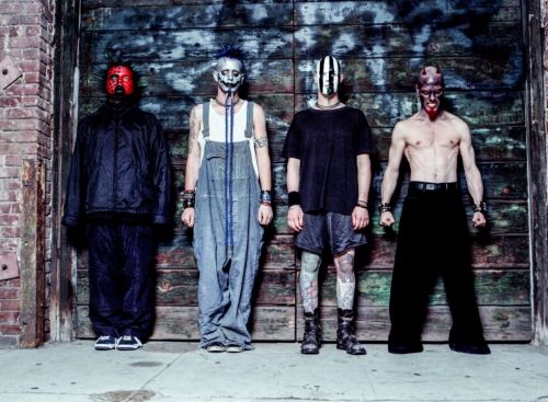 Itt a második új single a visszatérő MUDVAYNE zenekartól!