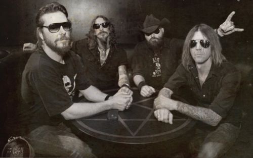 SUPERSUCKERS - 'Play That Rock -N- Roll' címmel új albumot adnak ki a veterán texasi rockerek